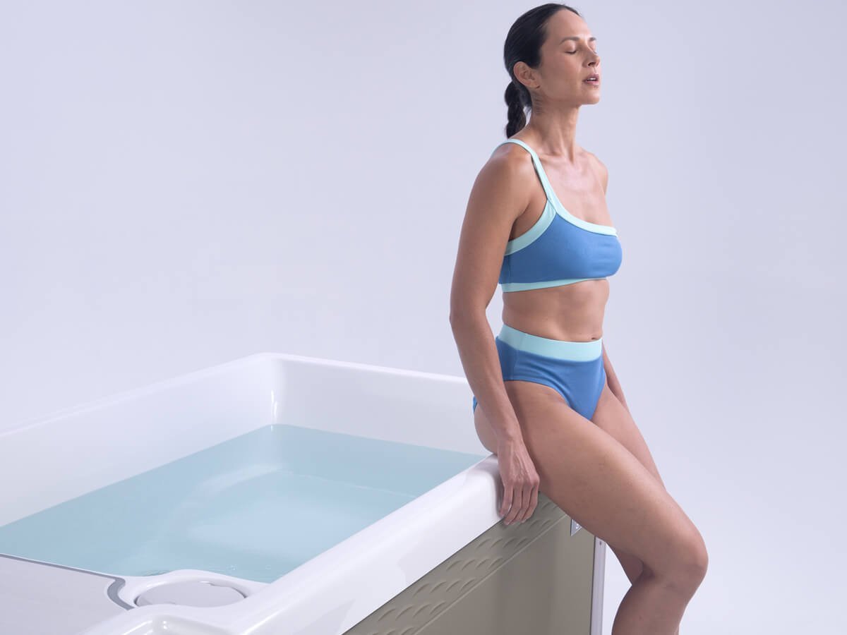 wellness_world-otuzovacia_kada-coldplunge-benefits-heightened-mood.jpg